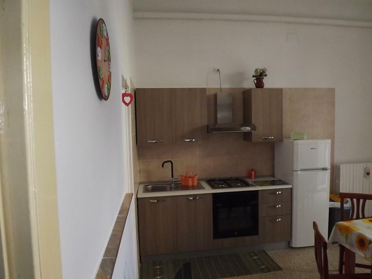 Casa Vacanze La Terra Dei Briganti Матера Экстерьер фото
