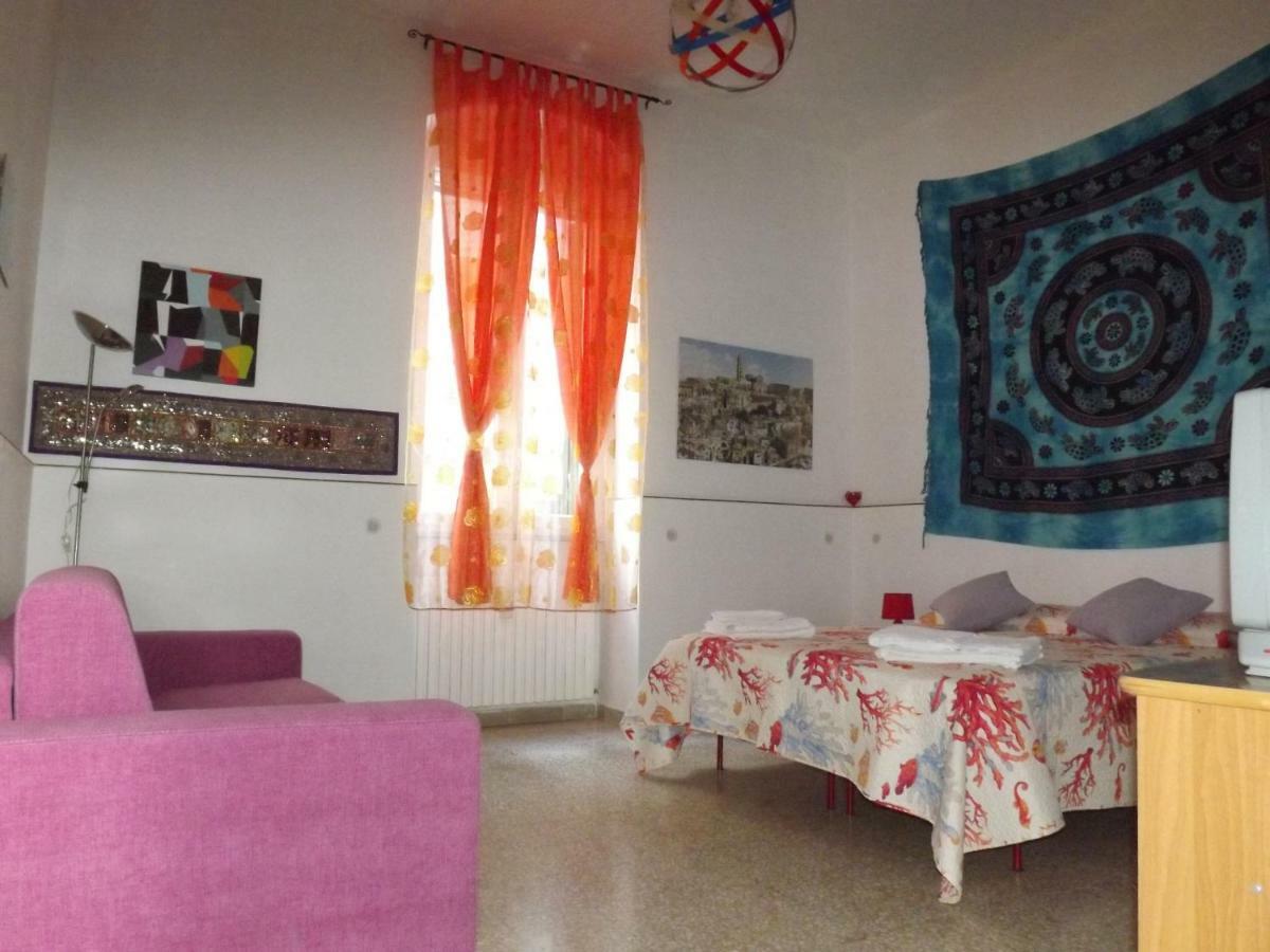 Casa Vacanze La Terra Dei Briganti Матера Экстерьер фото
